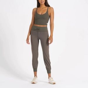 VUORI/ daily jogger oregano green L